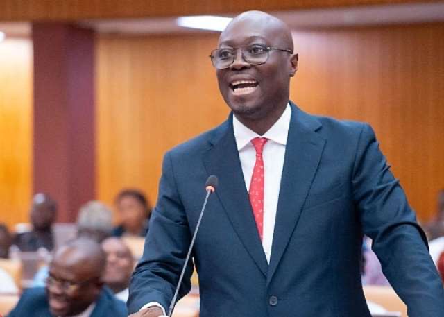 Ghana's Public Debt Drops GH¢113.7 Billion in Six Months, Cedi Soars