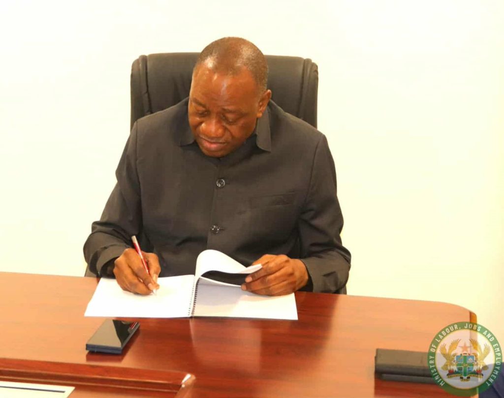 Labour Ministry Signs MoU with CG Technical Services to Increase Youth ...
